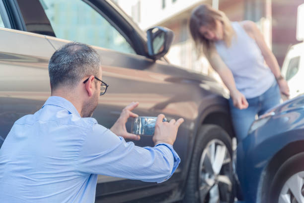 Professional Full Coverage Car Insurance technician working in Leupp, AZ